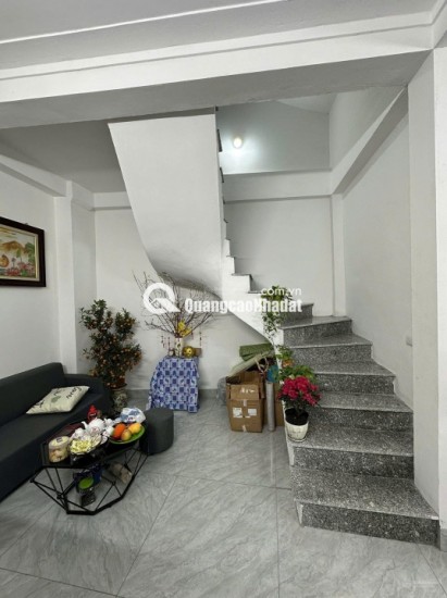 Những bước quan trọng bao gồm dọn dẹp gọn gàng, mở rộng góc quay và thiết lập ánh sáng tối ưu.